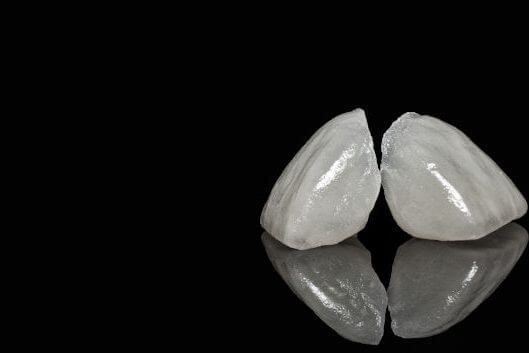 What material is used for dental crowns What material is used for dental crowns